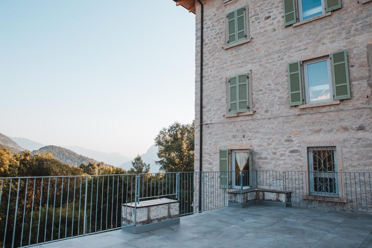 Ostello Casa del Parco dell'Adamello Cevo Esterno foto